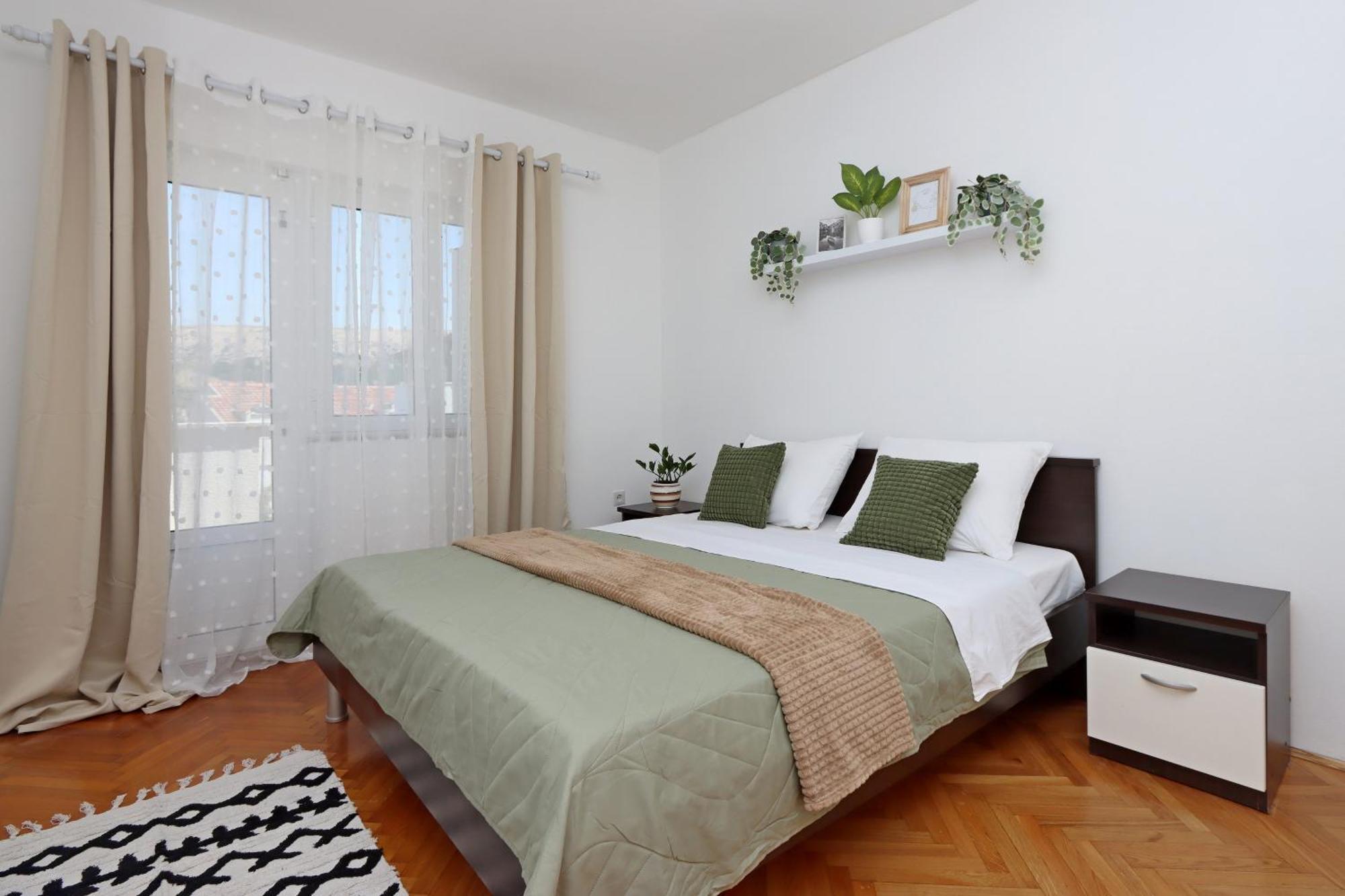 Seaside Apartments With A Swimming Pool Pag - 6412 Pag Town Exteriör bild