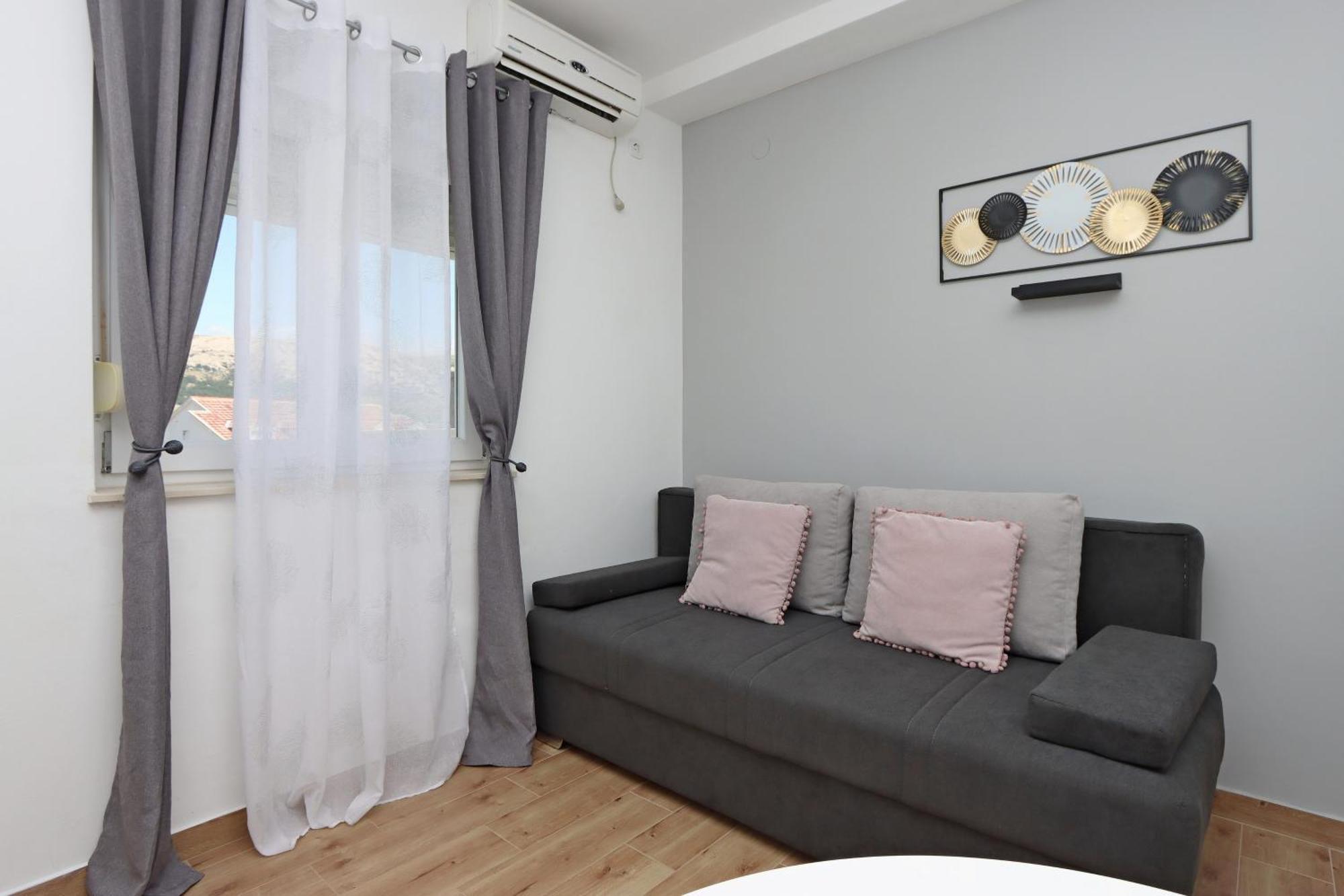 Seaside Apartments With A Swimming Pool Pag - 6412 Pag Town Rum bild